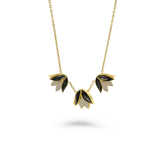 Yellow gold necklace